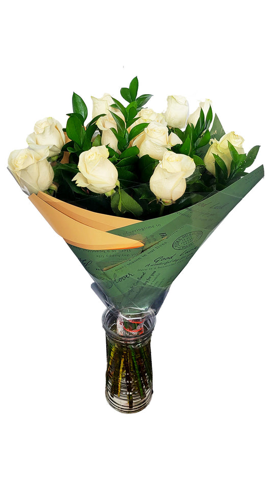 11 Stem of White roses with lemon leafs bouquet